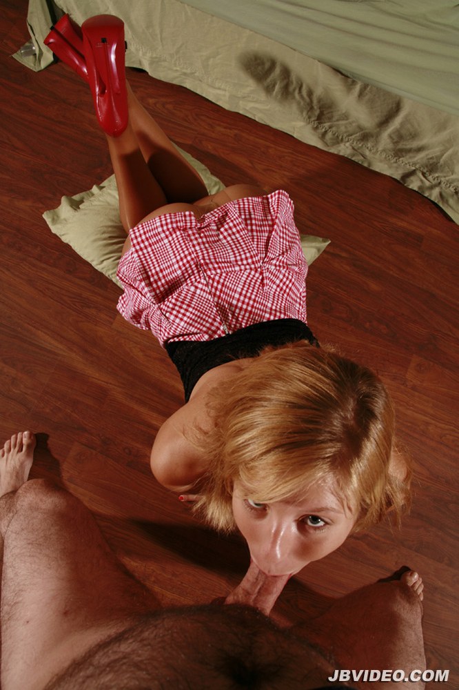 Hot woman in vintage nylons clothed sex