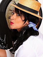 Tasty mature teacher in bra and pantyhose