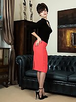 English amateur milf mature in vintage nylons
